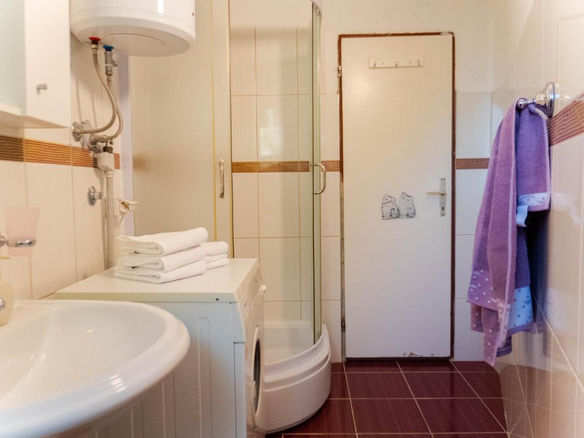 Apartment Village House Ravno 外观 照片