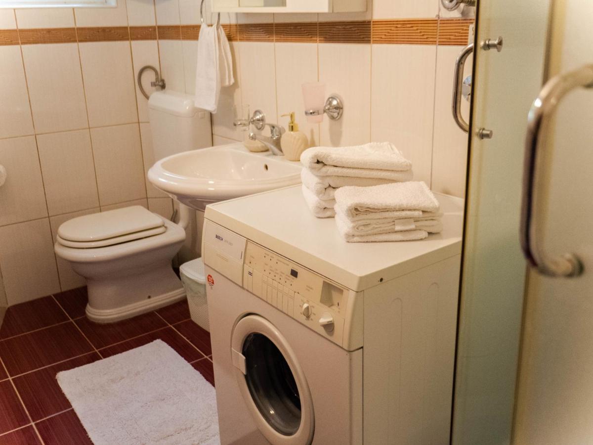 Apartment Village House Ravno 外观 照片