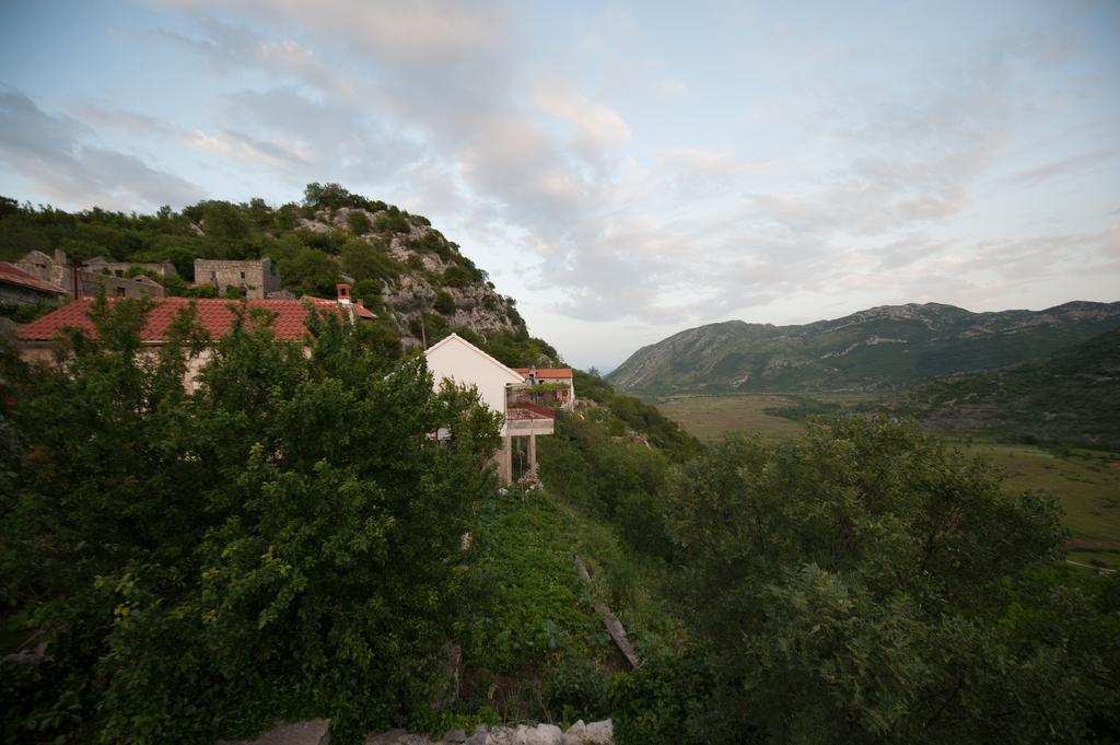 Apartment Village House Ravno 外观 照片